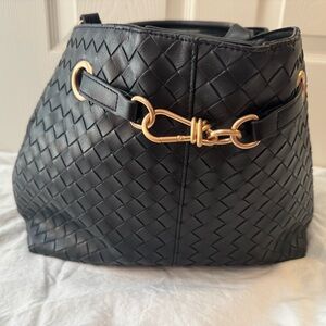 Elegant Black Woven Handbag